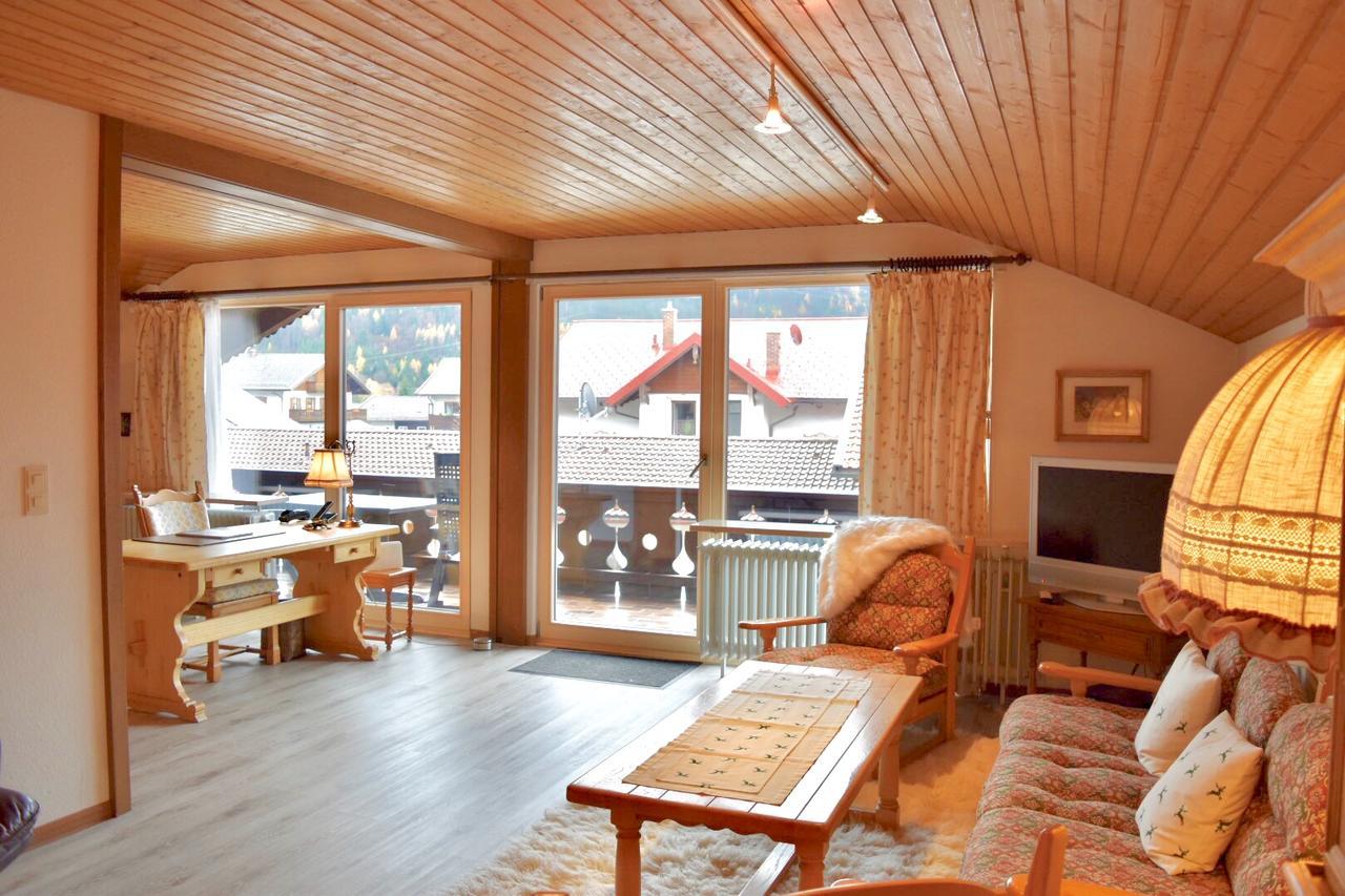 Fewo Lebensfreude Mittenwald Exteriör bild